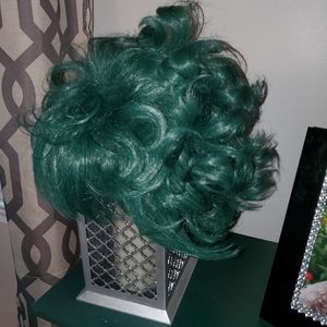Green Halloween wig
